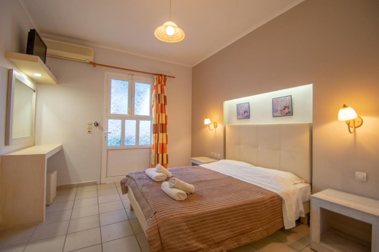 Agoulos Beach Hotel Argási Eksteriør bilde