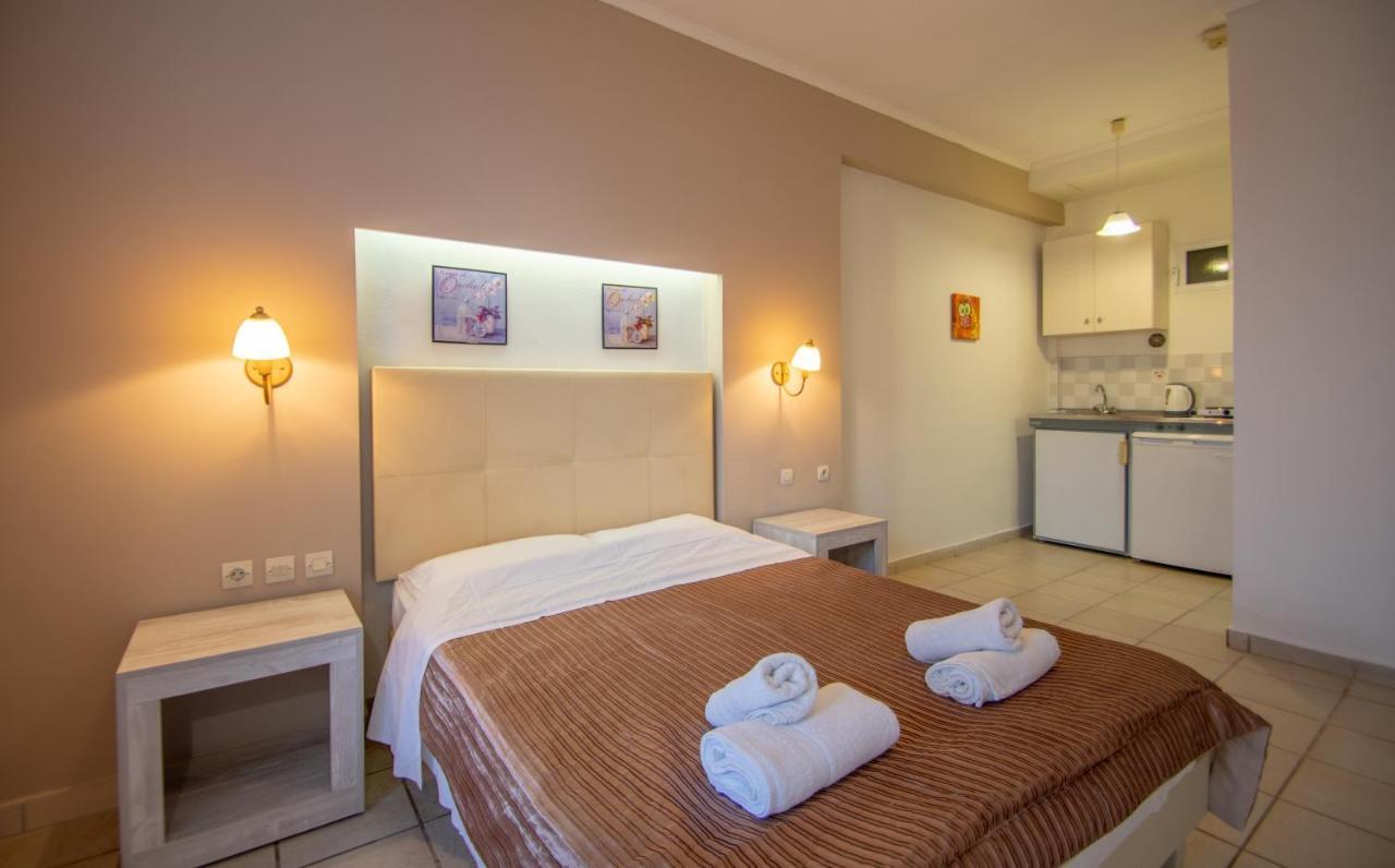 Agoulos Beach Hotel Argási Eksteriør bilde