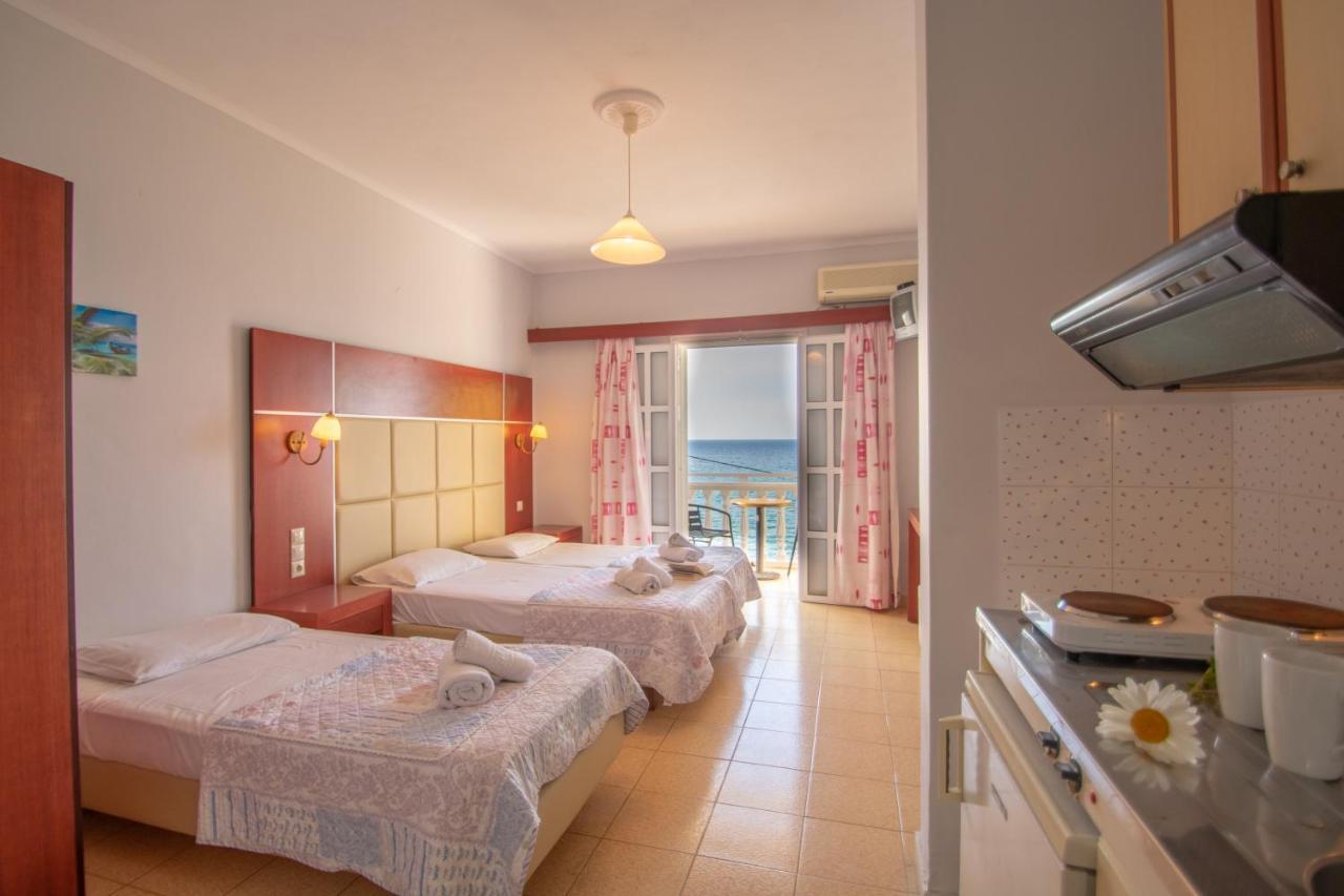 Agoulos Beach Hotel Argási Eksteriør bilde