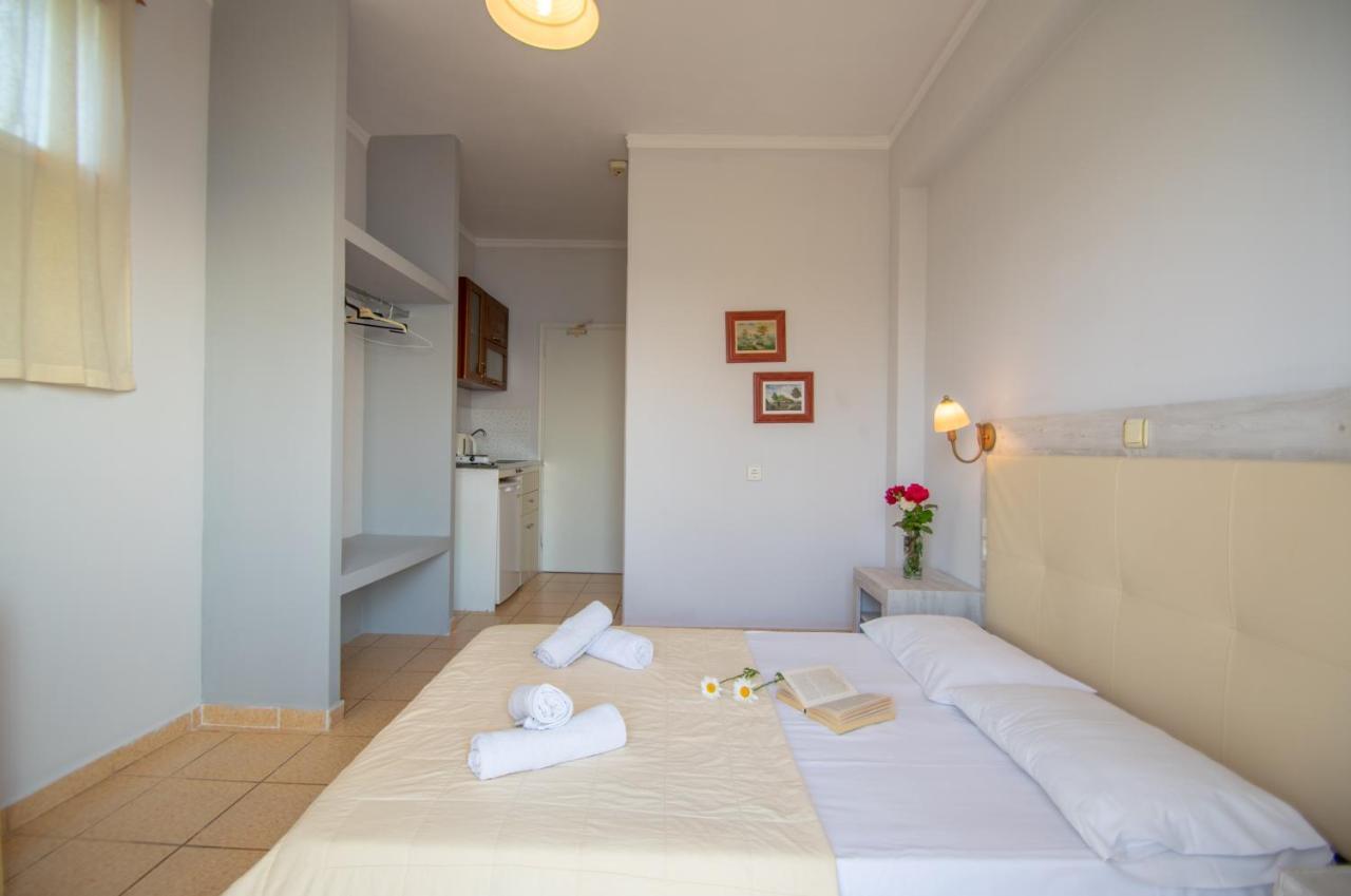 Agoulos Beach Hotel Argási Eksteriør bilde
