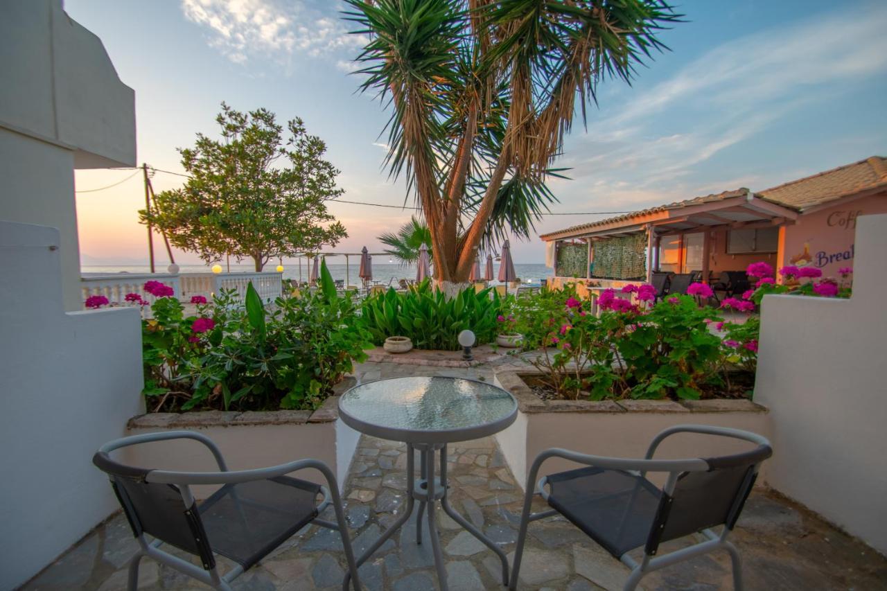 Agoulos Beach Hotel Argási Eksteriør bilde