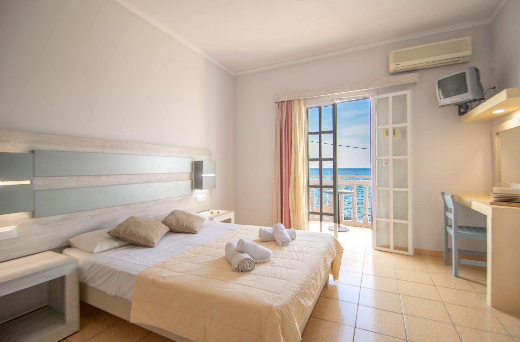 Agoulos Beach Hotel Argási Eksteriør bilde